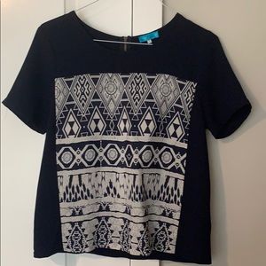Short sleeve graphic shirt